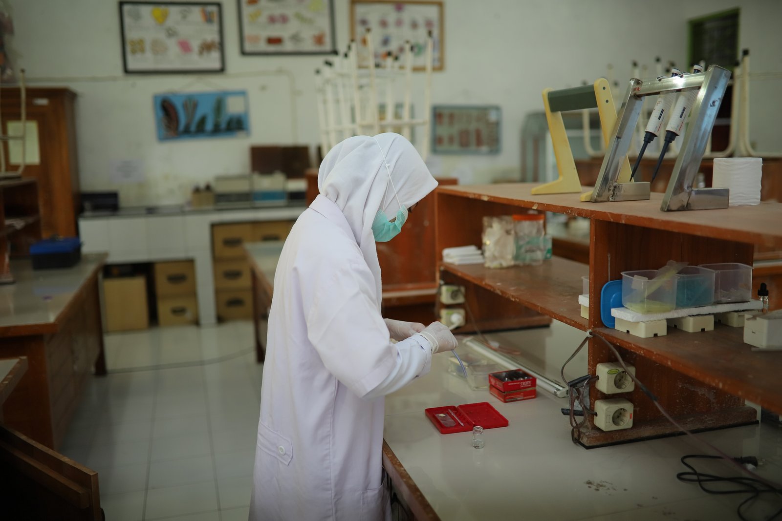 Praktik Teknik Laboratorium Medik