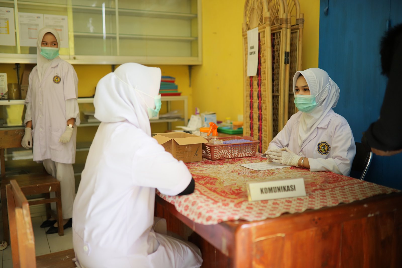 Praktik Teknik Laboratorium Medik